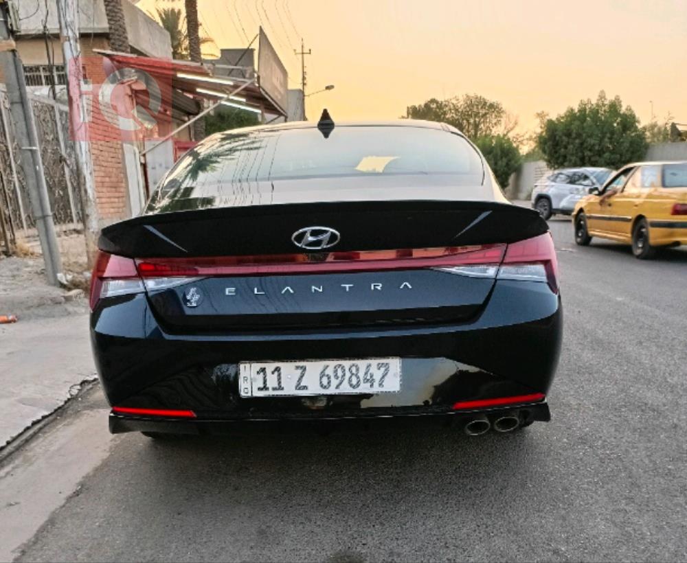 هیوندای ئەلەنترا